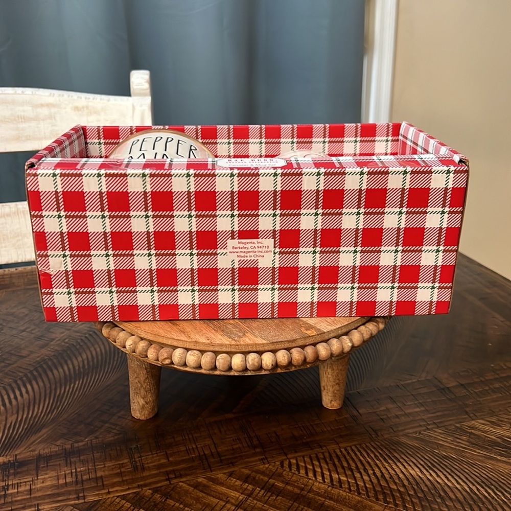 Rae dunn peppermint and cocoa set - Picture 2 of 3